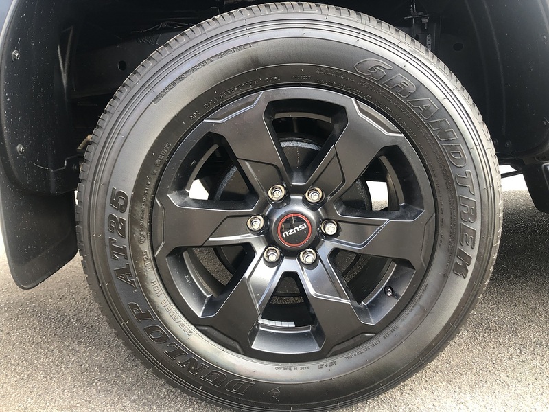 Isuzu 1.9 TD V-Cross Pickup Double Cab 4dr Diesel Manual 4WD Euro 6 (s/s) (164 ps)