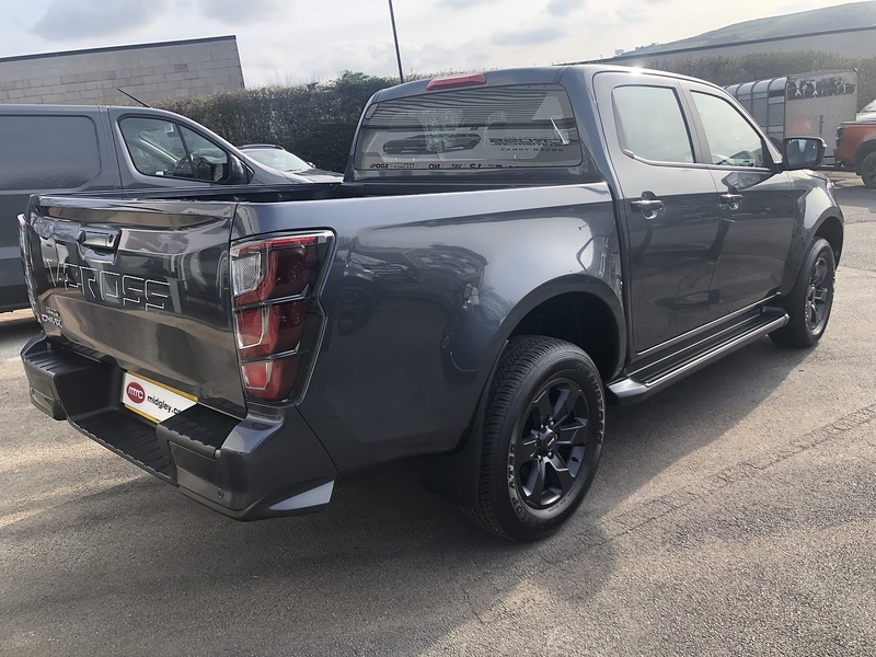 Isuzu 1.9 TD V-Cross Pickup Double Cab 4dr Diesel Manual 4WD Euro 6 (s/s) (164 ps)