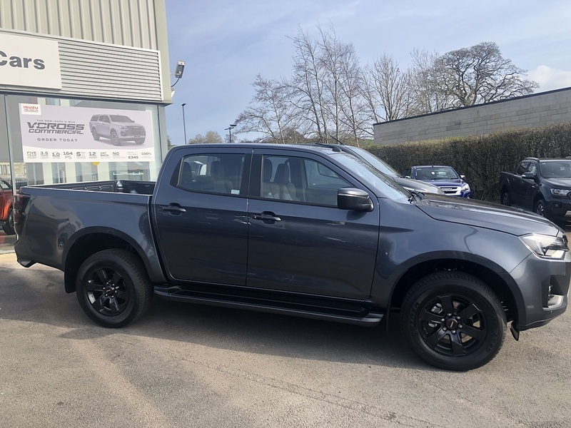 Isuzu 1.9 TD V-Cross Pickup Double Cab 4dr Diesel Manual 4WD Euro 6 (s/s) (164 ps)