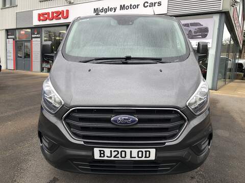 Ford Transit Custom, 2.0 320 EcoBlue Limited Crew Van Double Cab 5dr Diesel Manual L2 H1 Euro 6 (s/s) (6 Seat) (130 ps)