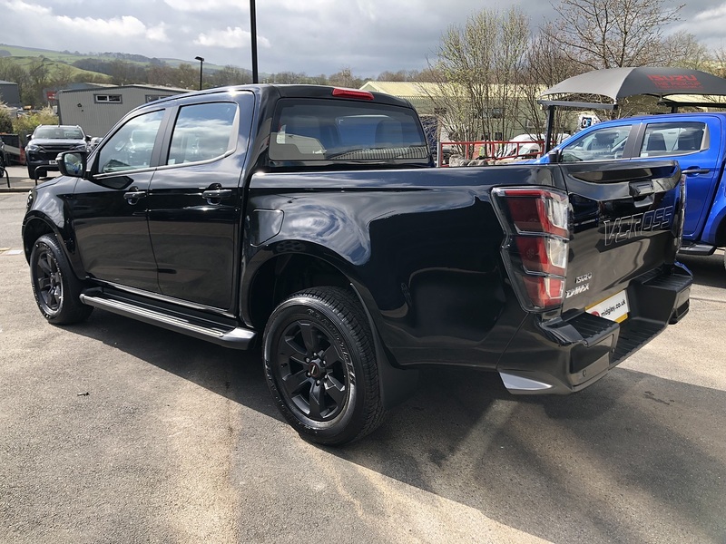 Isuzu V-Cross Dcb 1.9 Pick Up Manual Diesel