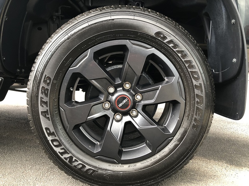 Isuzu V-Cross Dcb 1.9 Pick Up Manual Diesel