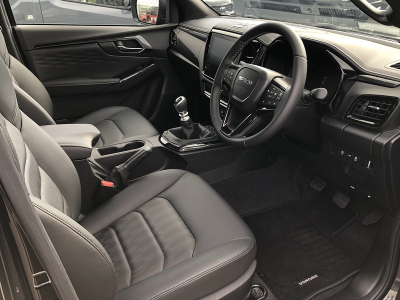 Isuzu V-Cross Dcb 1.9 Pick Up Manual Diesel