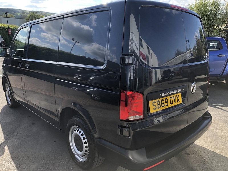 Volkswagen Volkswagen Transporter Startline Panel Van 2.0 Manual Diesel