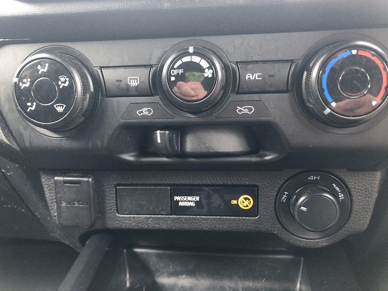 Isuzu Utility Dcb Pick Up 1.9 Manual Diesel