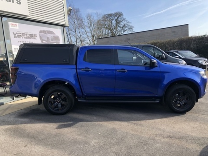 Isuzu 1.9 TD V-Cross Commercial Pickup 4dr Diesel Auto 4WD Euro 6 (s/s) (164 ps)