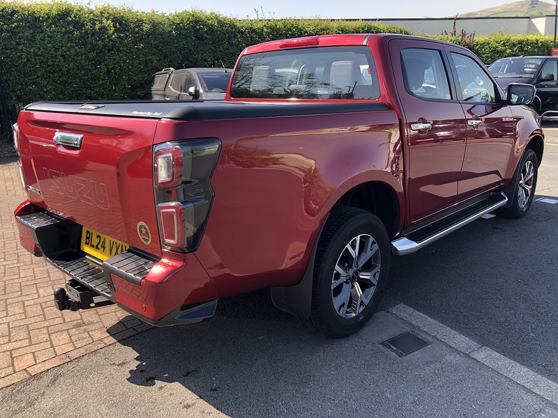 Isuzu 1.9 TD DL40 Pickup Double Cab 4dr Diesel Auto 4WD Euro 6 (s/s) (164 ps)