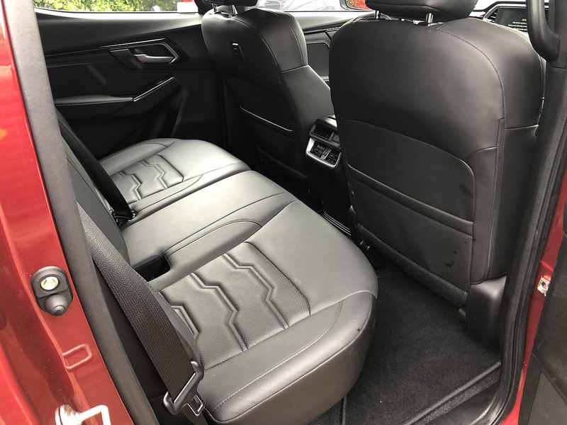 Isuzu 1.9 TD V-Cross Pickup Double Cab 4dr Diesel Manual 4WD Euro 6 (s/s) (164 ps)