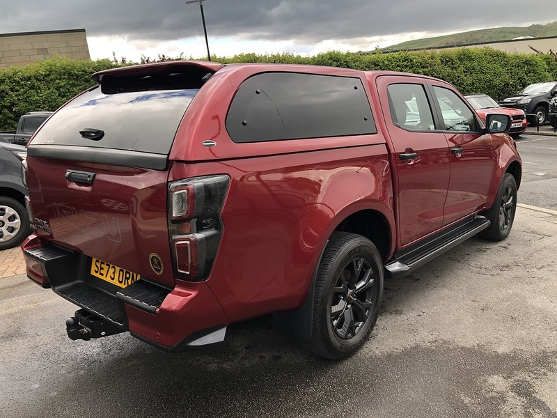 Isuzu 1.9 TD V-Cross Pickup Double Cab 4dr Diesel Manual 4WD Euro 6 (s/s) (164 ps)