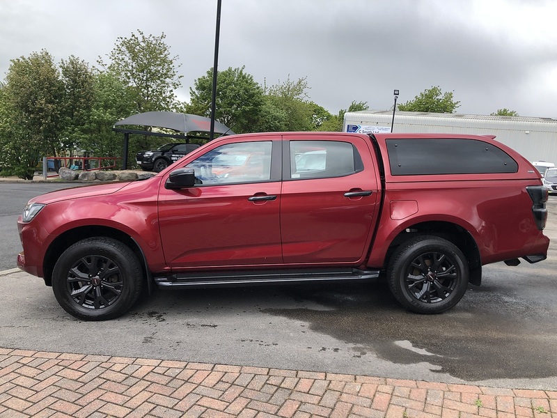 Isuzu 1.9 TD V-Cross Pickup Double Cab 4dr Diesel Manual 4WD Euro 6 (s/s) (164 ps)