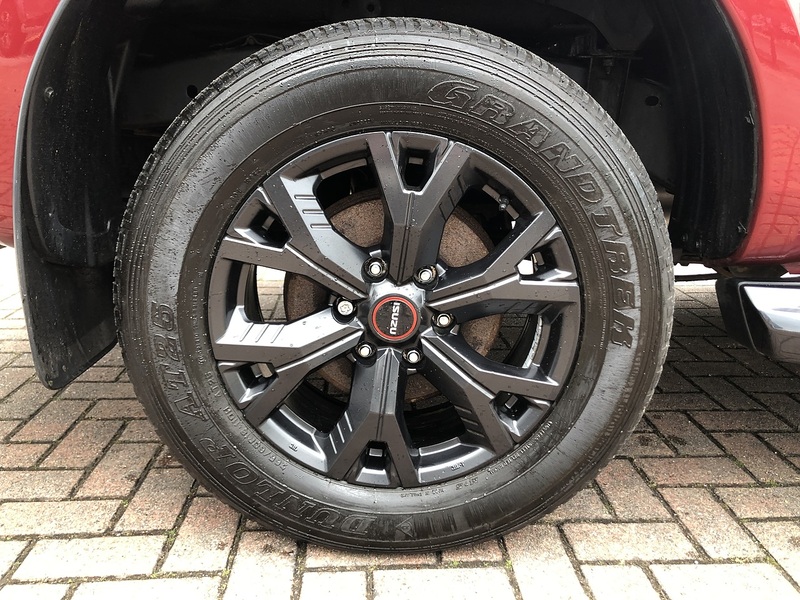 Isuzu 1.9 TD V-Cross Pickup Double Cab 4dr Diesel Manual 4WD Euro 6 (s/s) (164 ps)