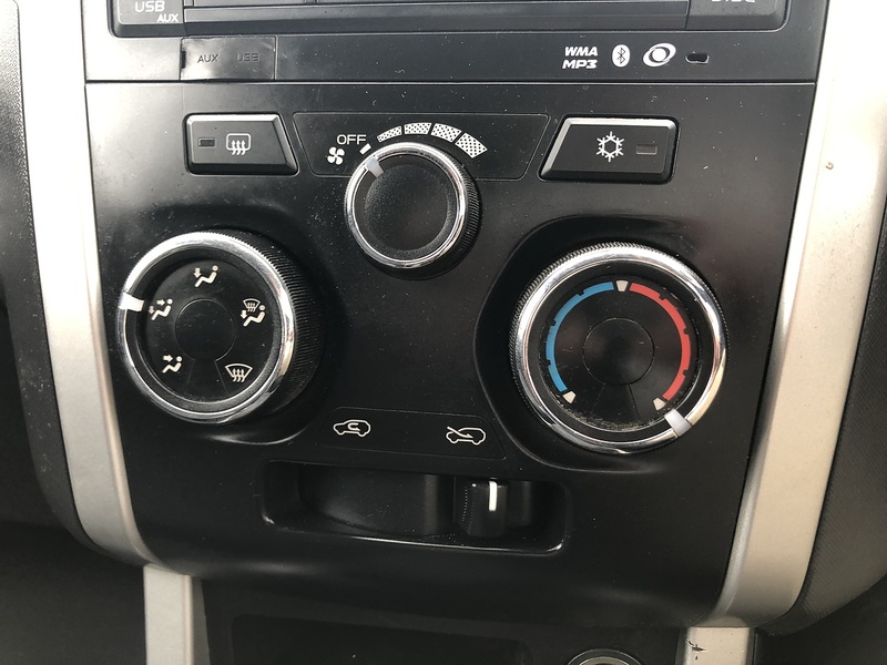 Isuzu TD Yukon Pickup 2.5 Manual Diesel