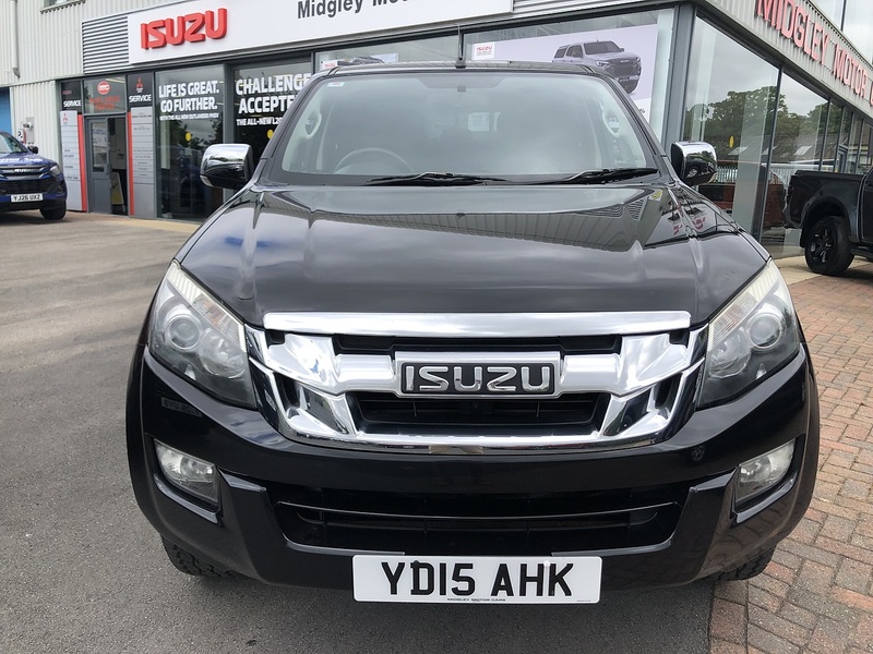 Isuzu TD Yukon Pickup 2.5 Manual Diesel