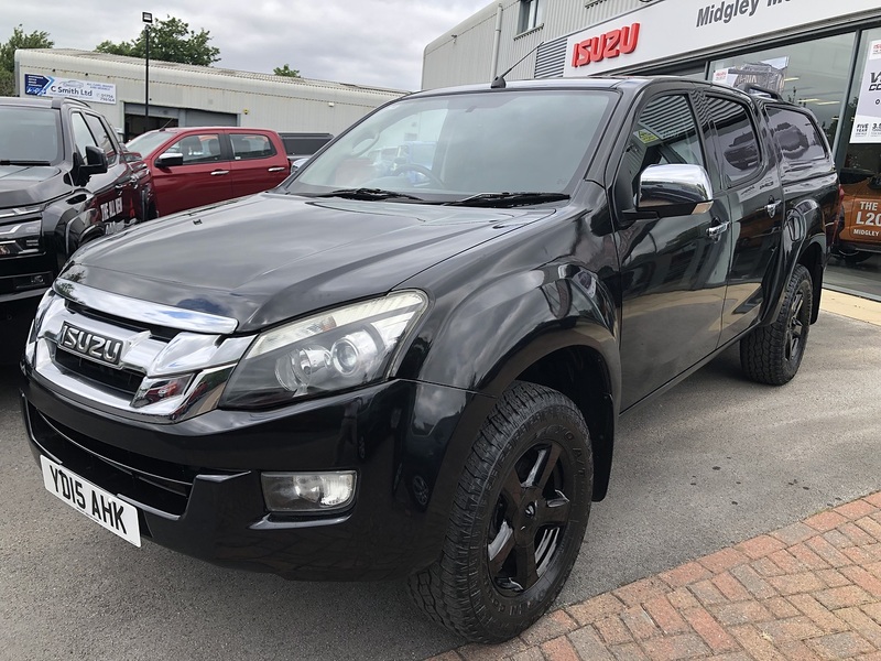 Isuzu TD Yukon Pickup 2.5 Manual Diesel