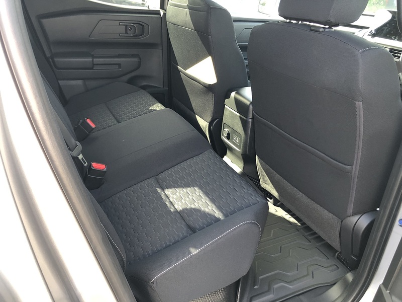 Mitsubishi Titan Pickup 2.4 Automatic Diesel