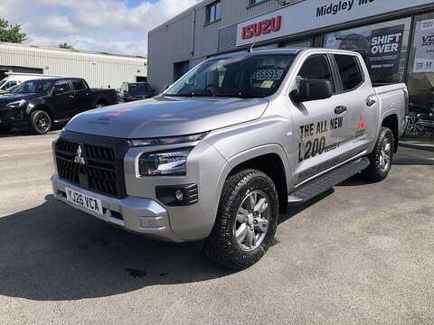 Mitsubishi L200, Titan Pickup 2.4 Automatic Diesel