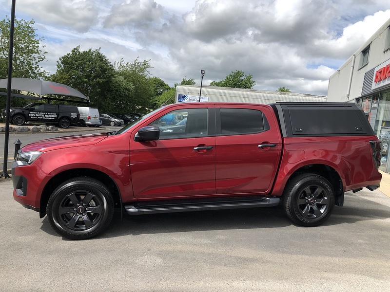 Isuzu 1.9 TD V-Cross Commercial Pickup 4dr Diesel Auto 4WD Euro 6 (s/s) (164 ps)