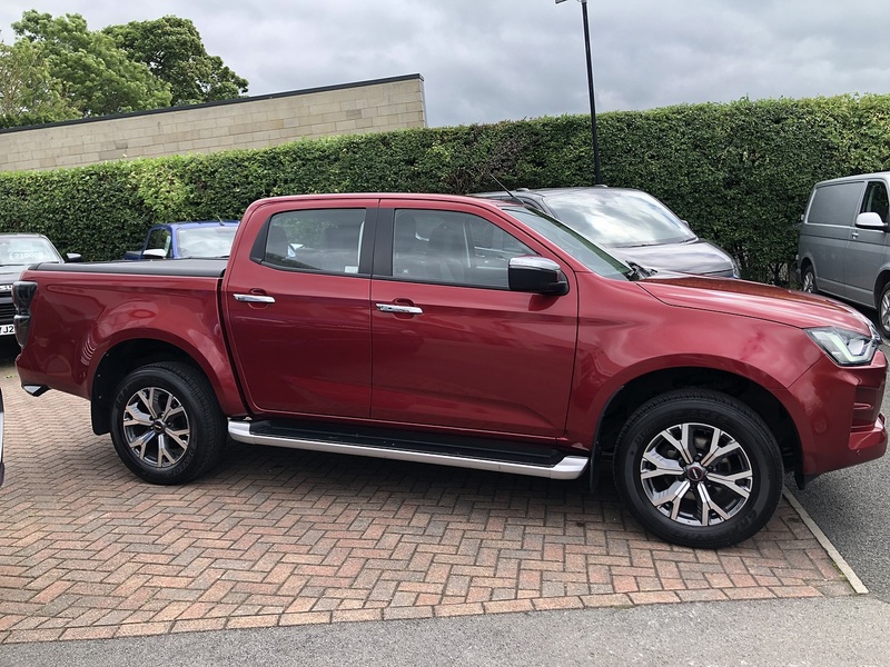 Isuzu 1.9 TD DL40 Pickup Double Cab 4dr Diesel Auto 4WD Euro 6 (s/s) (164 ps)