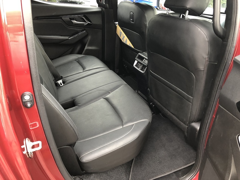 Isuzu 1.9 TD V-Cross Pickup Double Cab 4dr Diesel Auto 4WD Euro 6 (s/s) (164 ps)