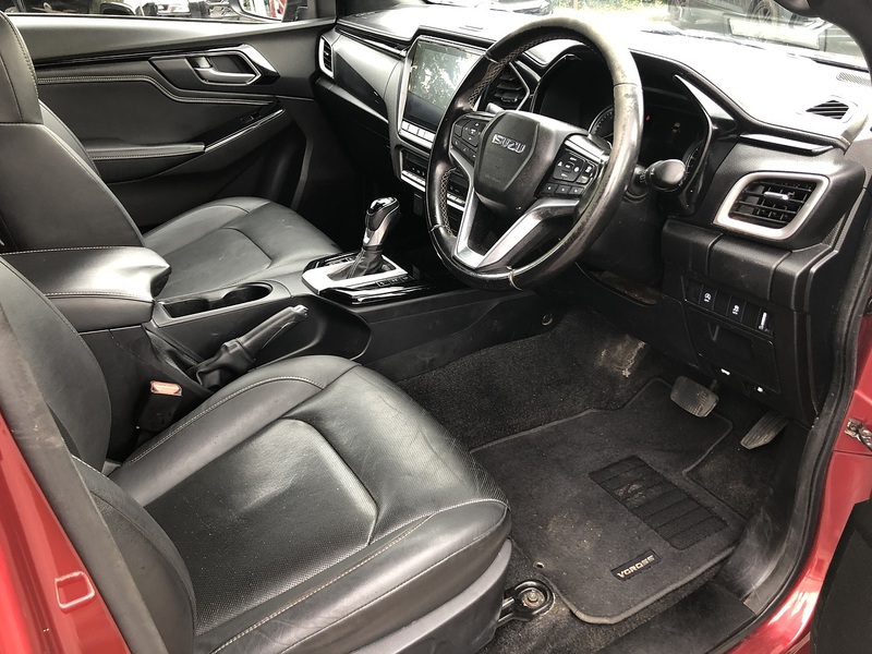 Isuzu 1.9 TD V-Cross Pickup Double Cab 4dr Diesel Auto 4WD Euro 6 (s/s) (164 ps)