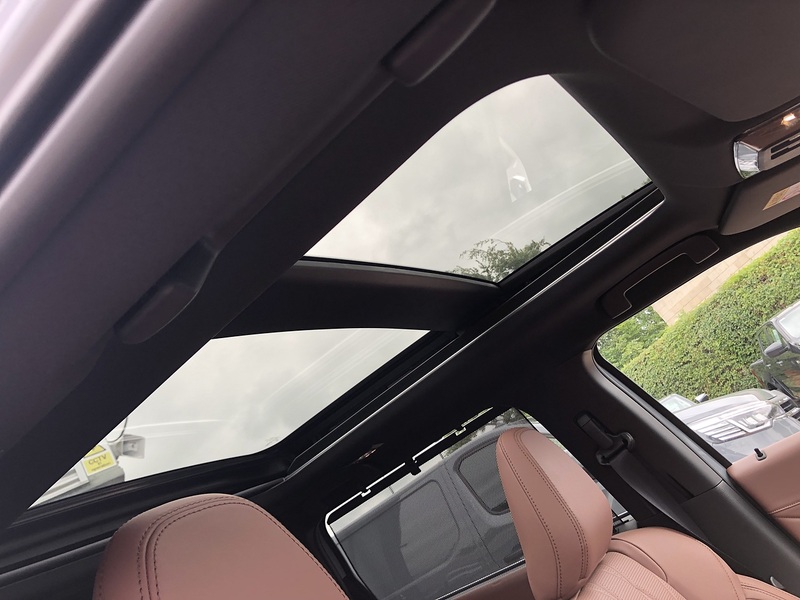 Mitsubishi PHEV Diamond SUV 2.4 Auto Petrol/Electric