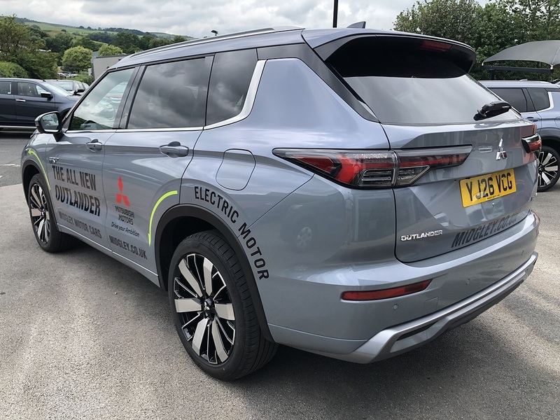 Mitsubishi PHEV Diamond SUV 2.4 Auto Petrol/Electric