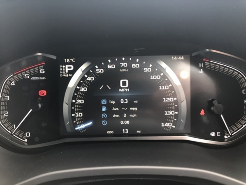 Isuzu 1.9 TD V-Cross Commercial Pickup 4dr Diesel Auto 4WD Euro 6 (s/s) (164 ps)