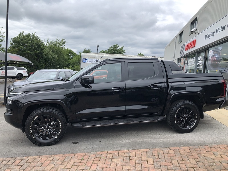 Mitsubishi Barbarian 2.4 Pickup Automatic Diesel