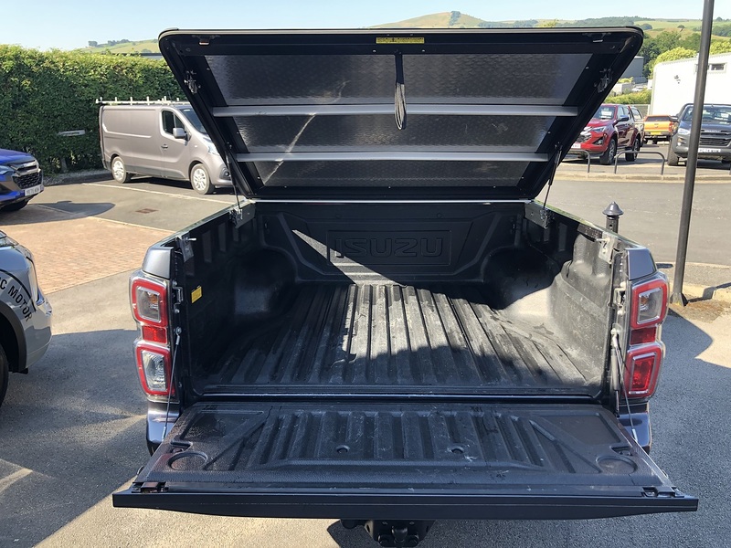 Isuzu 1.9 TD DL40 Pickup Double Cab 4dr Diesel Manual 4WD Euro 6 (s/s) (164 ps)