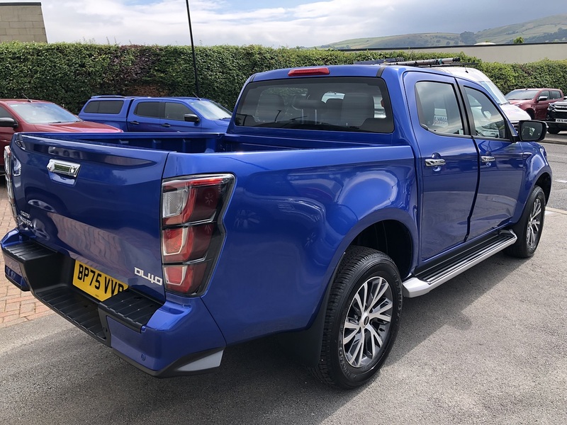 Isuzu 1.9 TD DL40 Pickup Double Cab 4dr Diesel Manual 4WD Euro 6 (s/s) (164 ps)