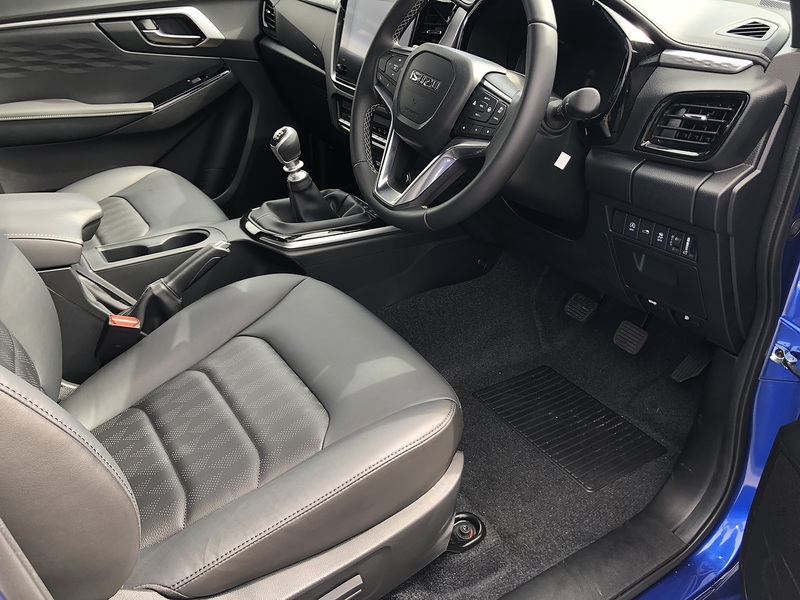 Isuzu 1.9 TD DL40 Pickup Double Cab 4dr Diesel Manual 4WD Euro 6 (s/s) (164 ps)