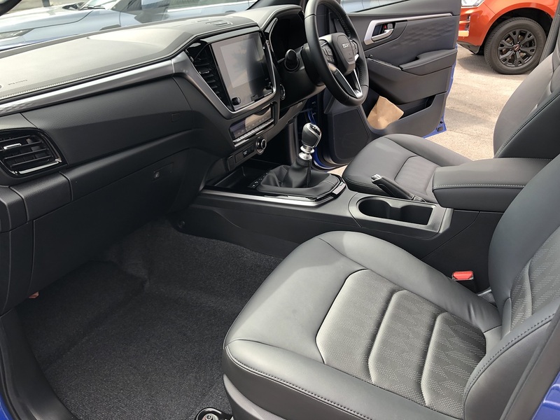 Isuzu 1.9 TD DL40 Pickup Double Cab 4dr Diesel Manual 4WD Euro 6 (s/s) (164 ps)