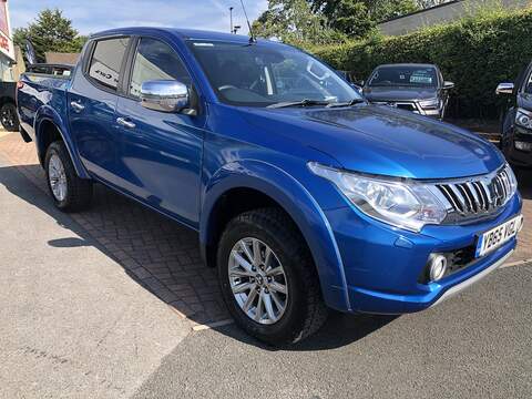 Mitsubishi L200, 2.4 DI-D DC Warrior Pickup Double Cab 4dr Diesel Manual 4WD Euro 5 (178 ps)