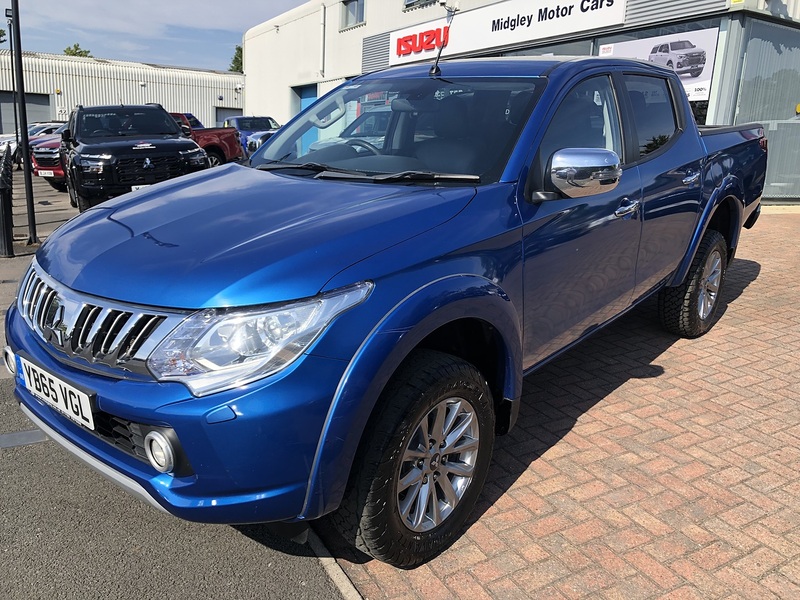 Mitsubishi 2.4 DI-D DC Warrior Pickup Double Cab 4dr Diesel Manual 4WD Euro 5 (178 ps)