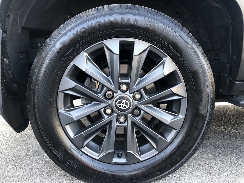 Toyota 2.8D Invincible SUV 5dr Diesel Auto 4WD Euro 6 (s/s) (LWB) (204 ps)