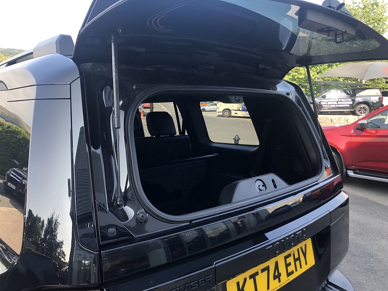Toyota 2.8D Invincible SUV 5dr Diesel Auto 4WD Euro 6 (s/s) (LWB) (204 ps)
