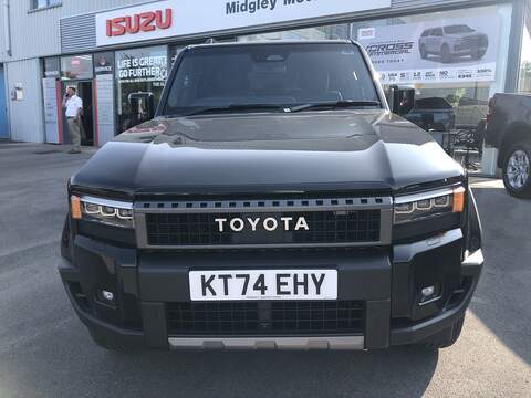 Toyota Land Cruiser, 2.8D Invincible SUV 5dr Diesel Auto 4WD Euro 6 (s/s) (LWB) (204 ps)