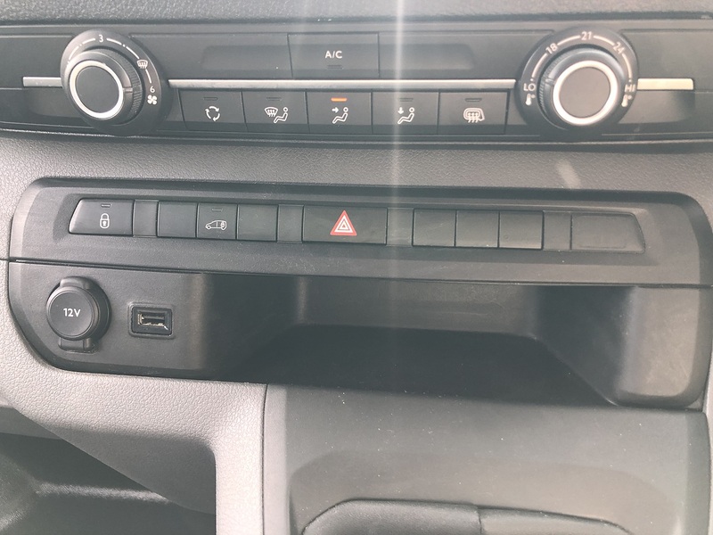 Vauxhall 1.5 Turbo D 2900 Sportive Panel Van 5dr Diesel Manual L2 H1 Euro 6 (s/s) (100 ps)