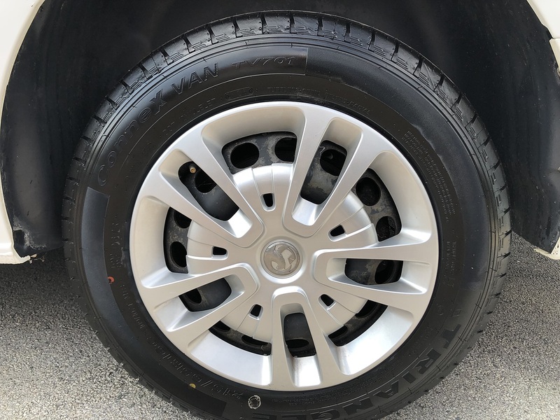 Vauxhall 1.5 Turbo D 2900 Sportive Panel Van 5dr Diesel Manual L2 H1 Euro 6 (s/s) (100 ps)