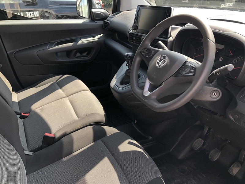 Vauxhall 1.5 Turbo D 2300 Pro Panel Van 5dr Diesel Manual L1 H1 Euro 6 (s/s) (100 ps)