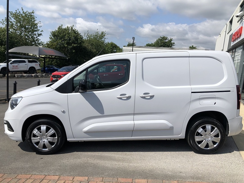 Vauxhall 1.5 Turbo D 2300 Pro Panel Van 5dr Diesel Manual L1 H1 Euro 6 (s/s) (100 ps)