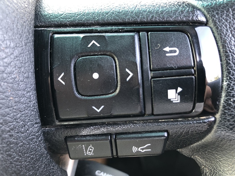 Toyota 2.8 D-4D Invincible Pickup Double Cab 4dr Diesel Auto 4WD Euro 6 (s/s) (204 ps)