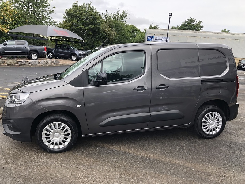 Toyota 1.5 BlueHDi Icon Short Panel Van 5dr Diesel Manual SWB Euro 6 (s/s) (100 bhp)