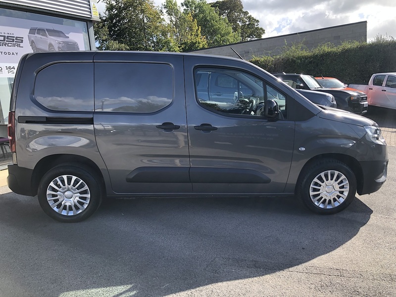 Toyota 1.5 BlueHDi Icon Short Panel Van 5dr Diesel Manual SWB Euro 6 (s/s) (100 bhp)