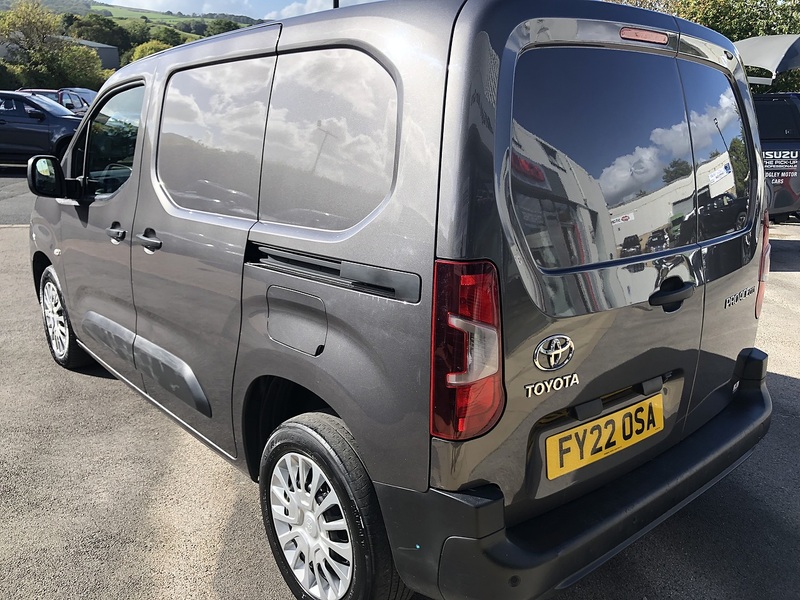Toyota 1.5 BlueHDi Icon Short Panel Van 5dr Diesel Manual SWB Euro 6 (s/s) (100 bhp)