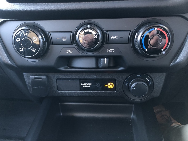 Isuzu Utility Dcb Pick Up 1.9 Automatic Diesel