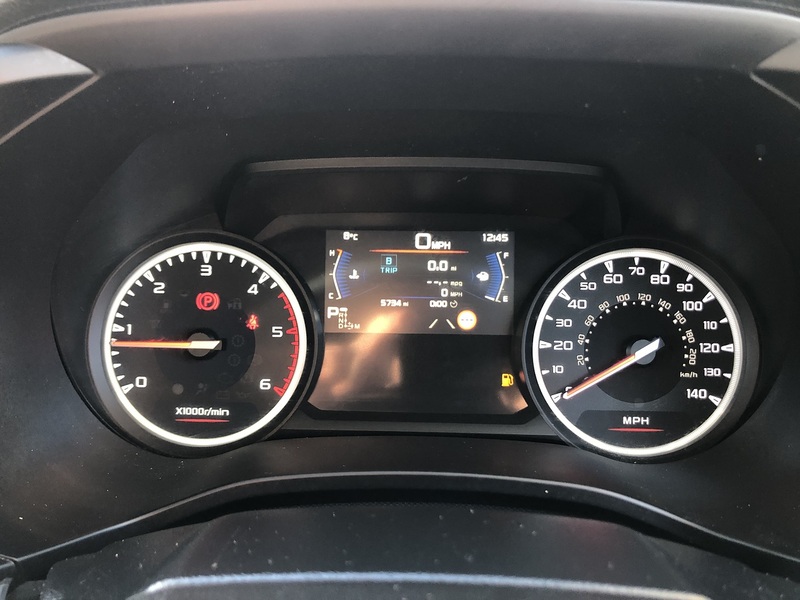 Isuzu Utility Dcb Pick Up 1.9 Automatic Diesel