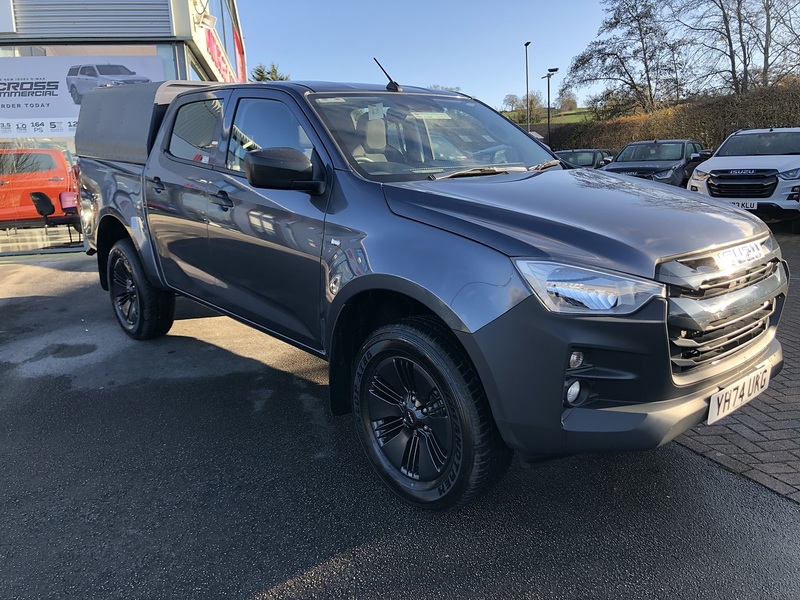 Isuzu Utility Dcb Pick Up 1.9 Automatic Diesel