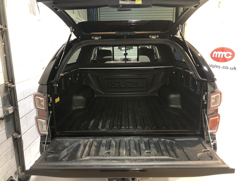 Isuzu Dl40 Dcb Pick Up 1.9 Automatic Diesel