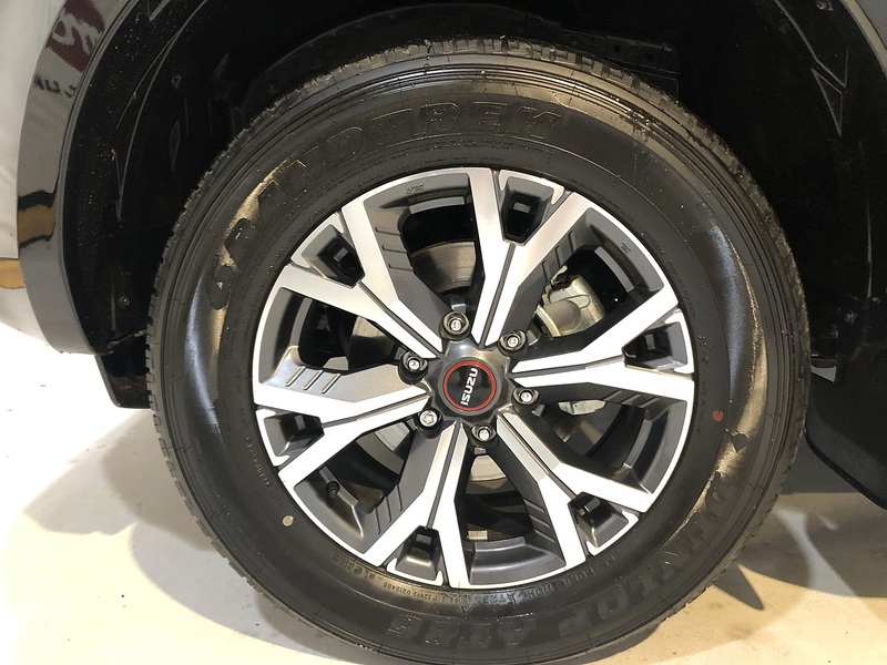 Isuzu Dl40 Dcb Pick Up 1.9 Automatic Diesel